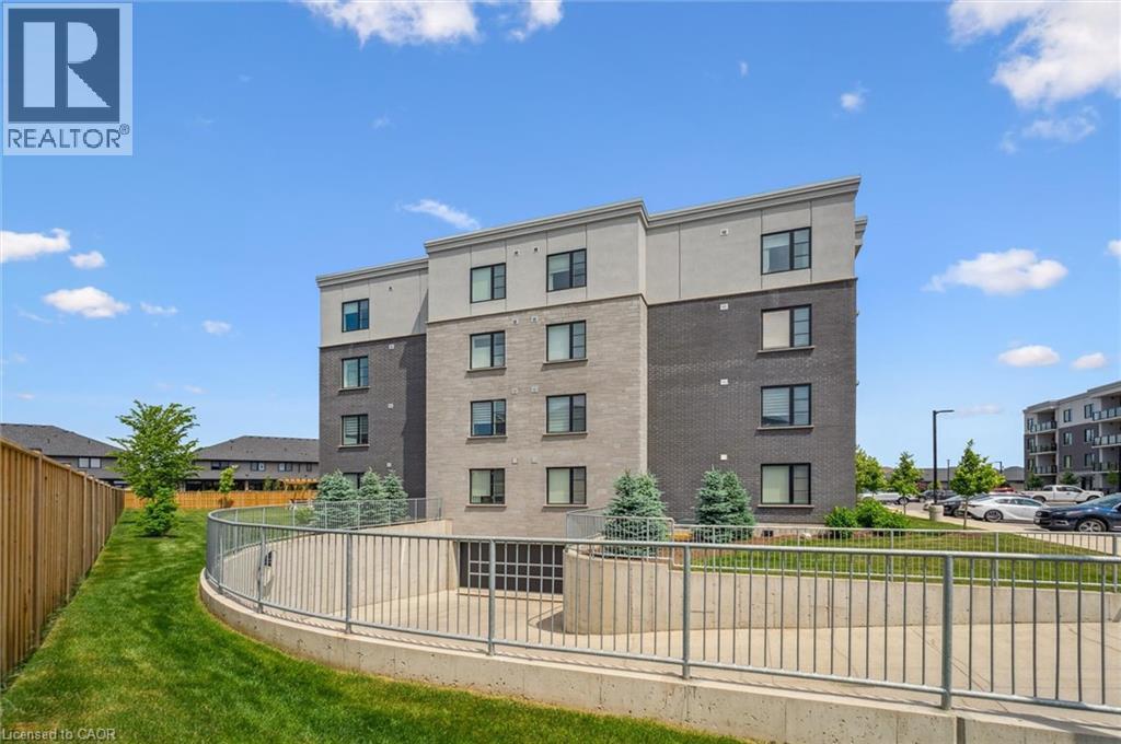 99A Farley Road Unit# 204, Fergus, ON - Outdoor