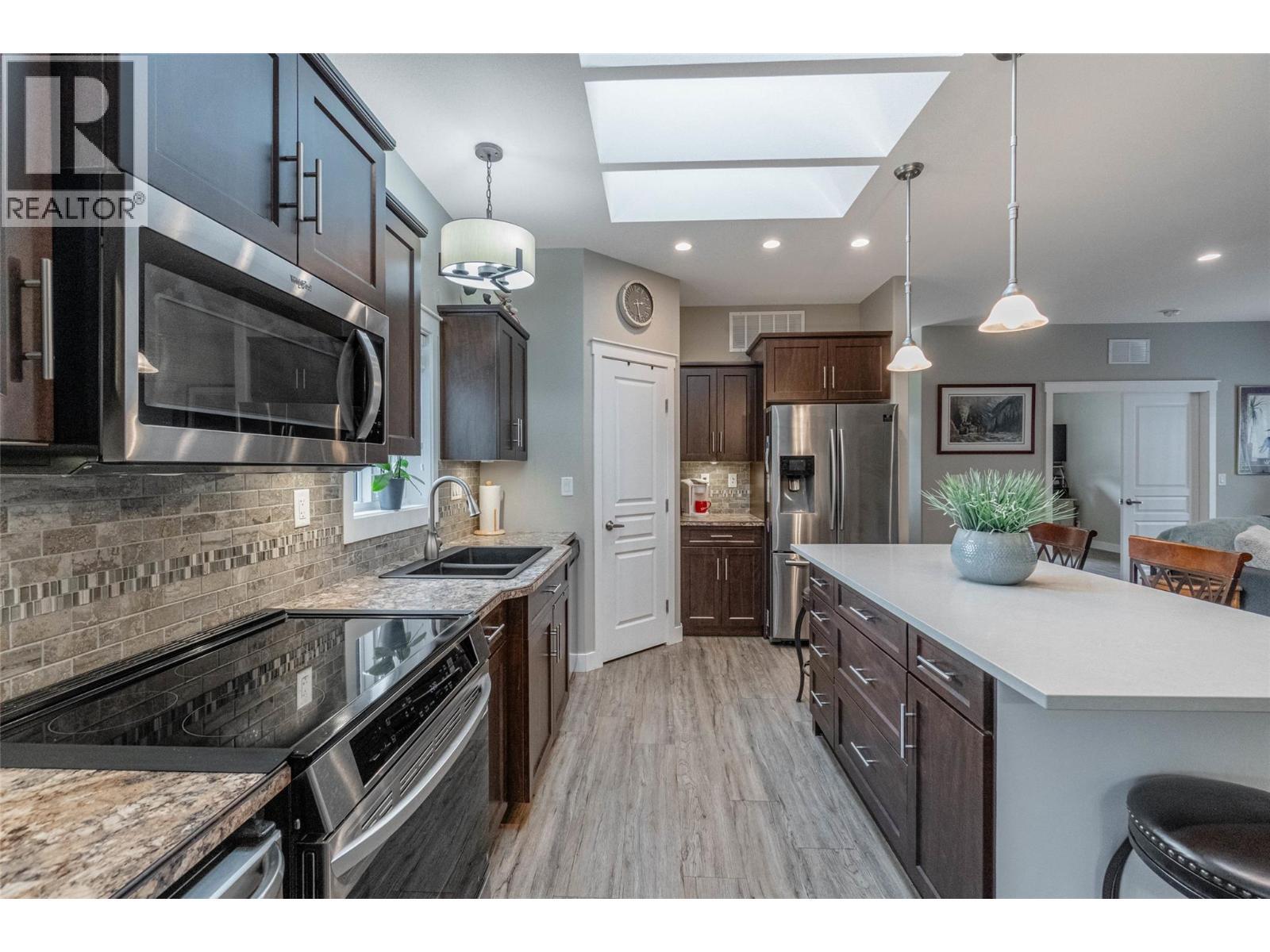 8300 Gallagher Lake Frontage Road Unit# 125, Oliver, BC