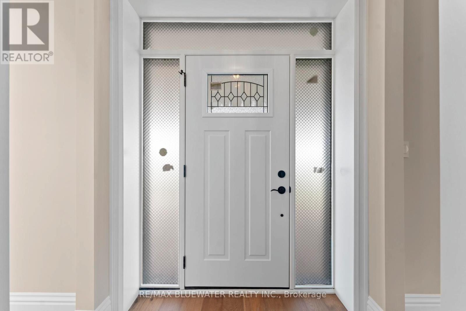 Front Door - 75184 Goshen Line, Bluewater (Stanley), ON - Indoor Photo Showing Other Room