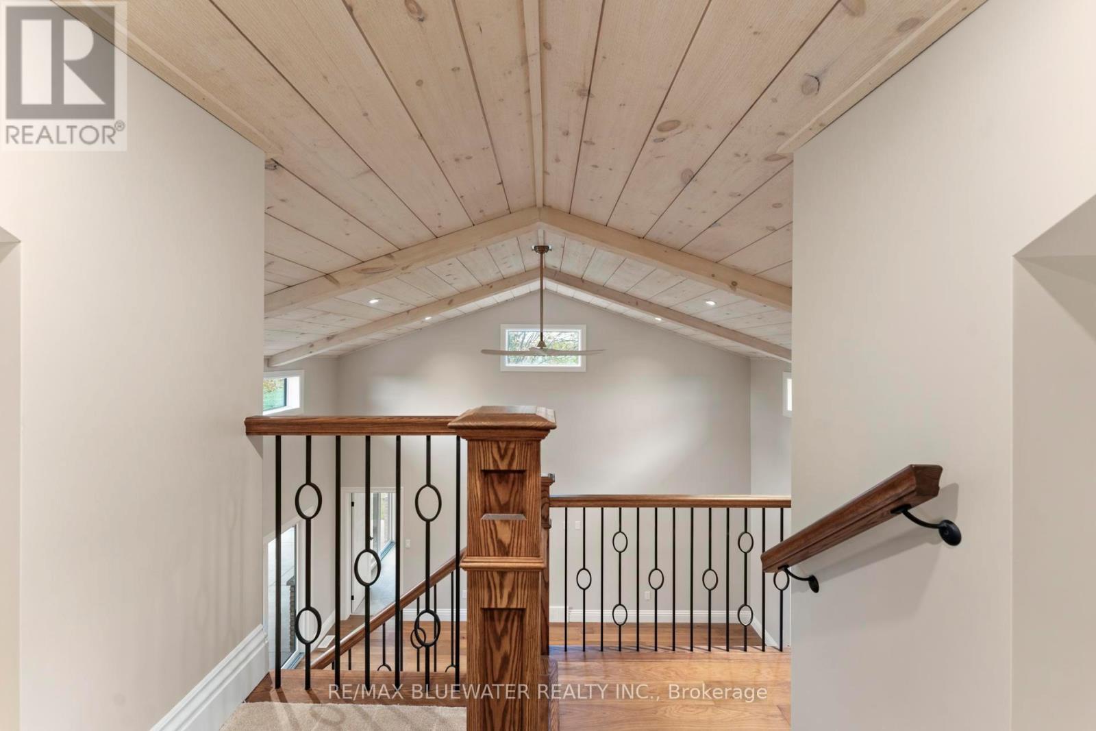 Open Staircase - 75184 Goshen Line, Bluewater (Stanley), ON - Indoor Photo Showing Other Room