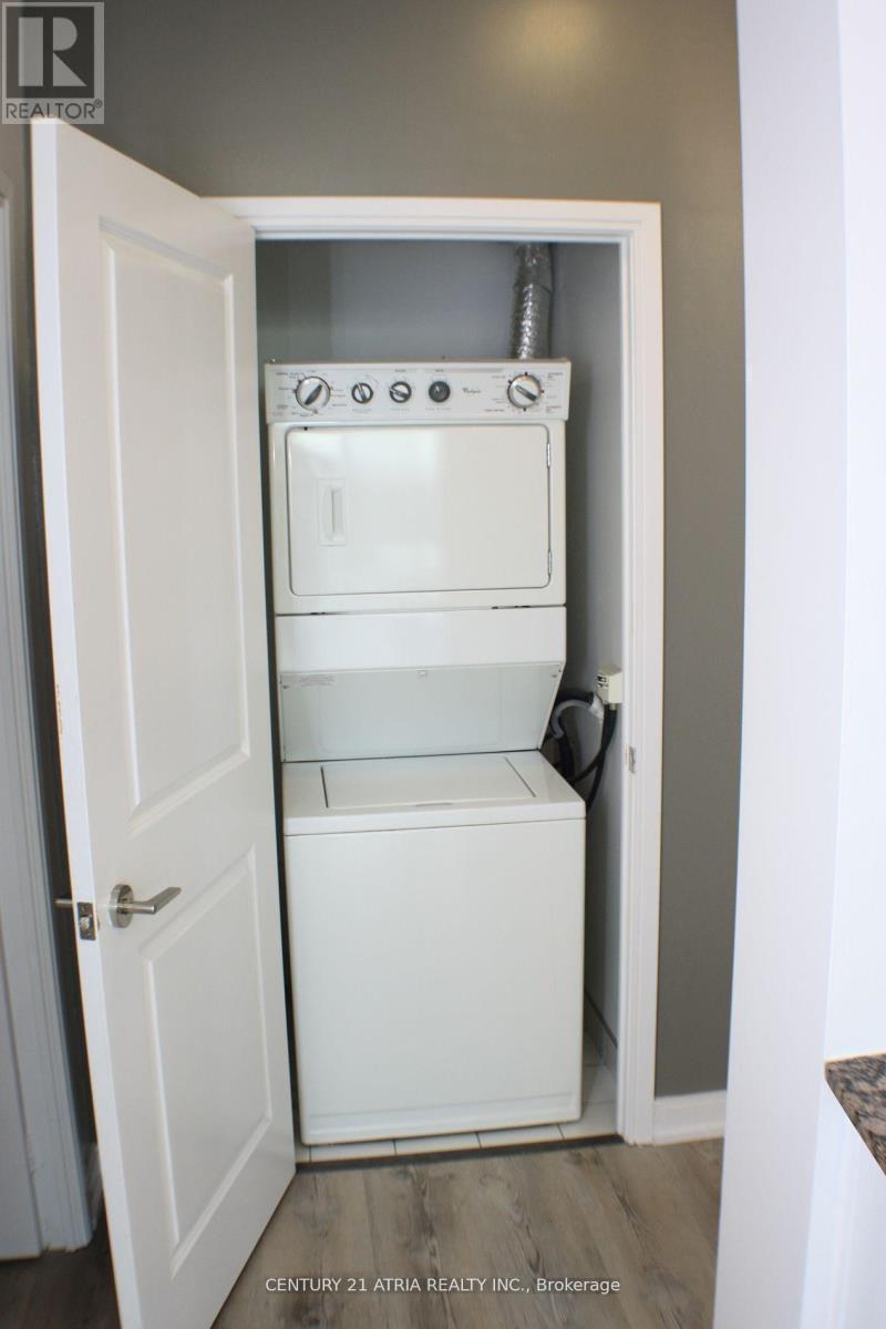 3010 - 80 Absolute Avenue, Mississauga, ON - Indoor Photo Showing Laundry Room