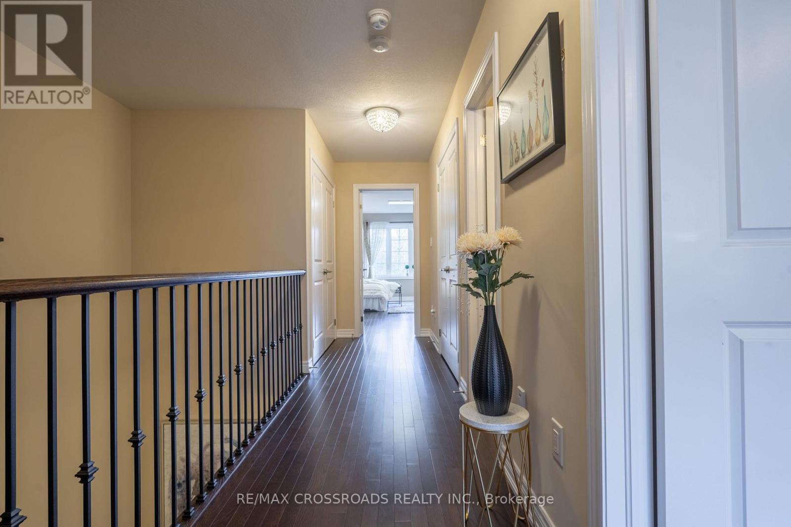 3333 Mockingbird Common E, Oakville, ON - Indoor Photo Showing Other Room