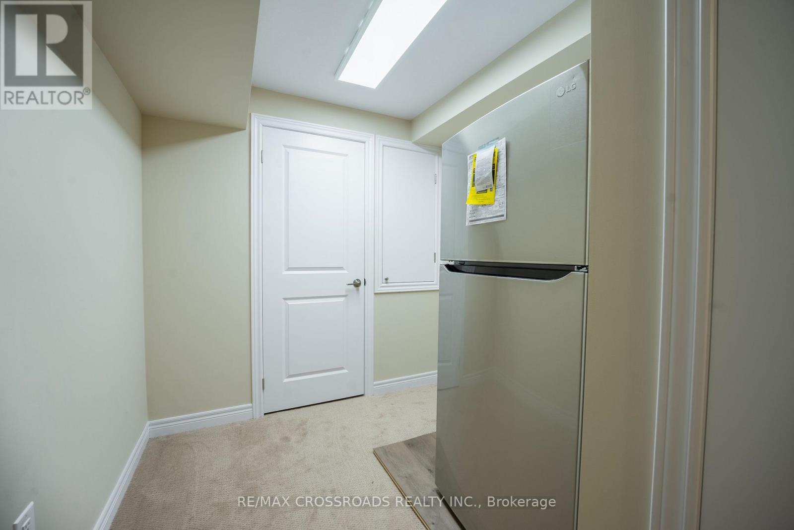 3333 Mockingbird Common E, Oakville, ON - Indoor Photo Showing Other Room