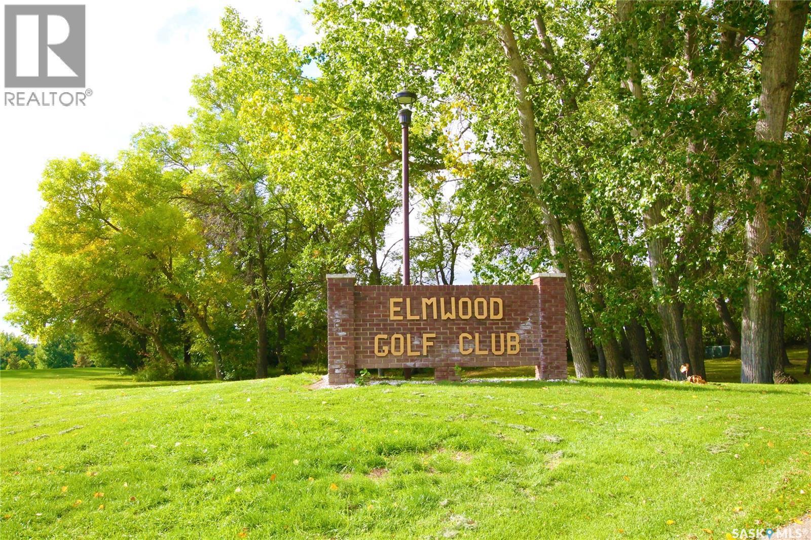 172 & 176 Cypress Point, Swift Current, SK