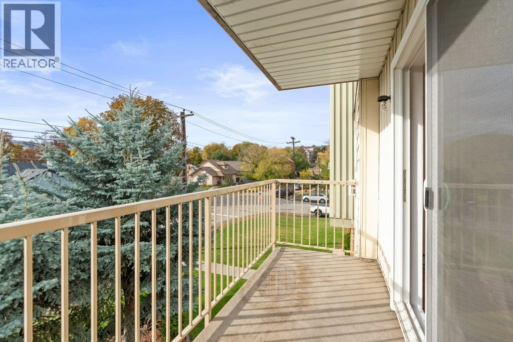 3304 35 Avenue Unit# 318, Vernon, BC - Outdoor With Balcony With Exterior