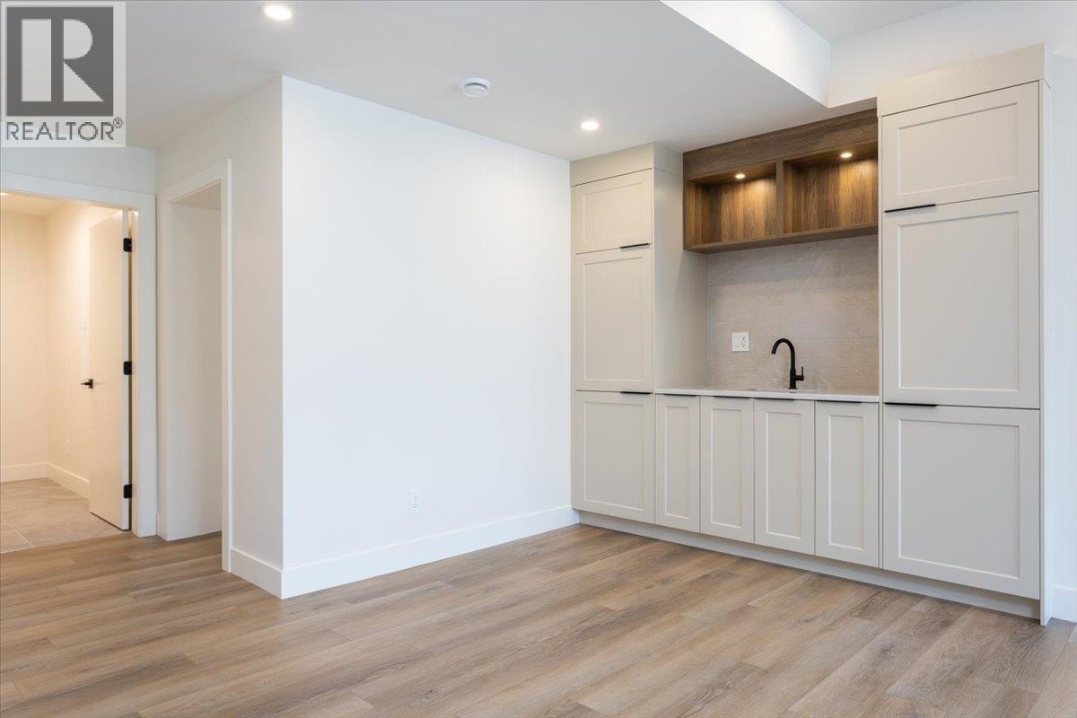 913 Carnoustie Drive Lot# 12, Kelowna, BC - Indoor Photo Showing Other Room