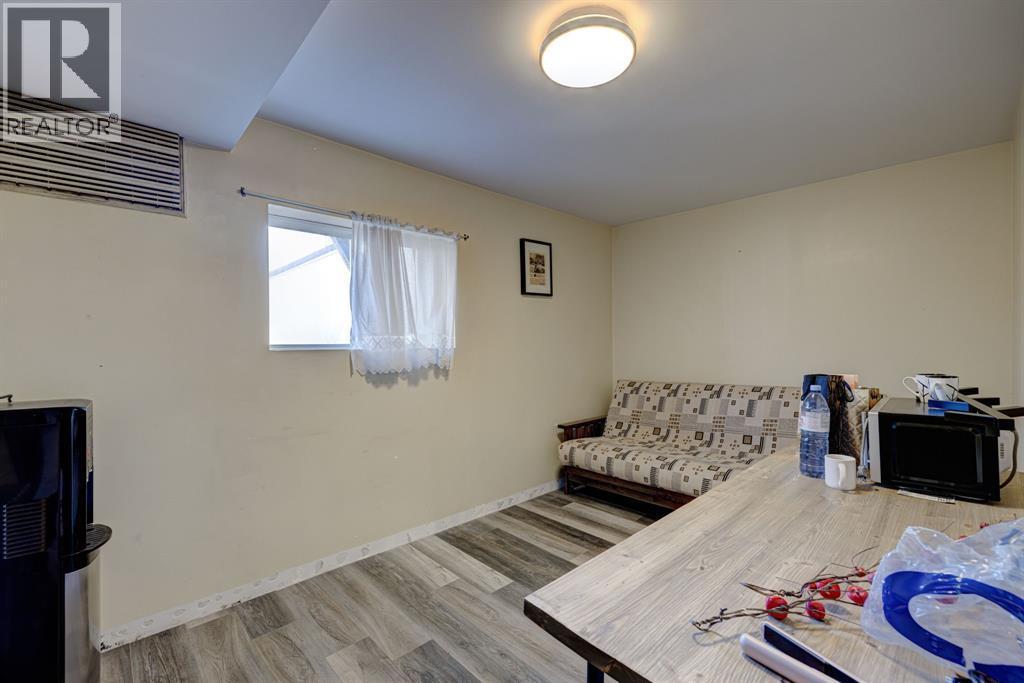 211 Main Street, Glencoe, ON