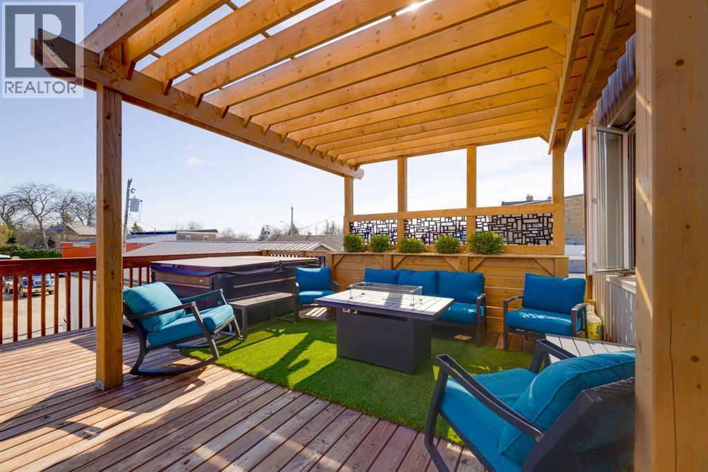 211 Main Street, Glencoe, ON