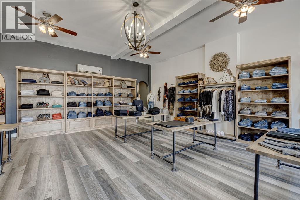 211 Main Street, Glencoe, ON