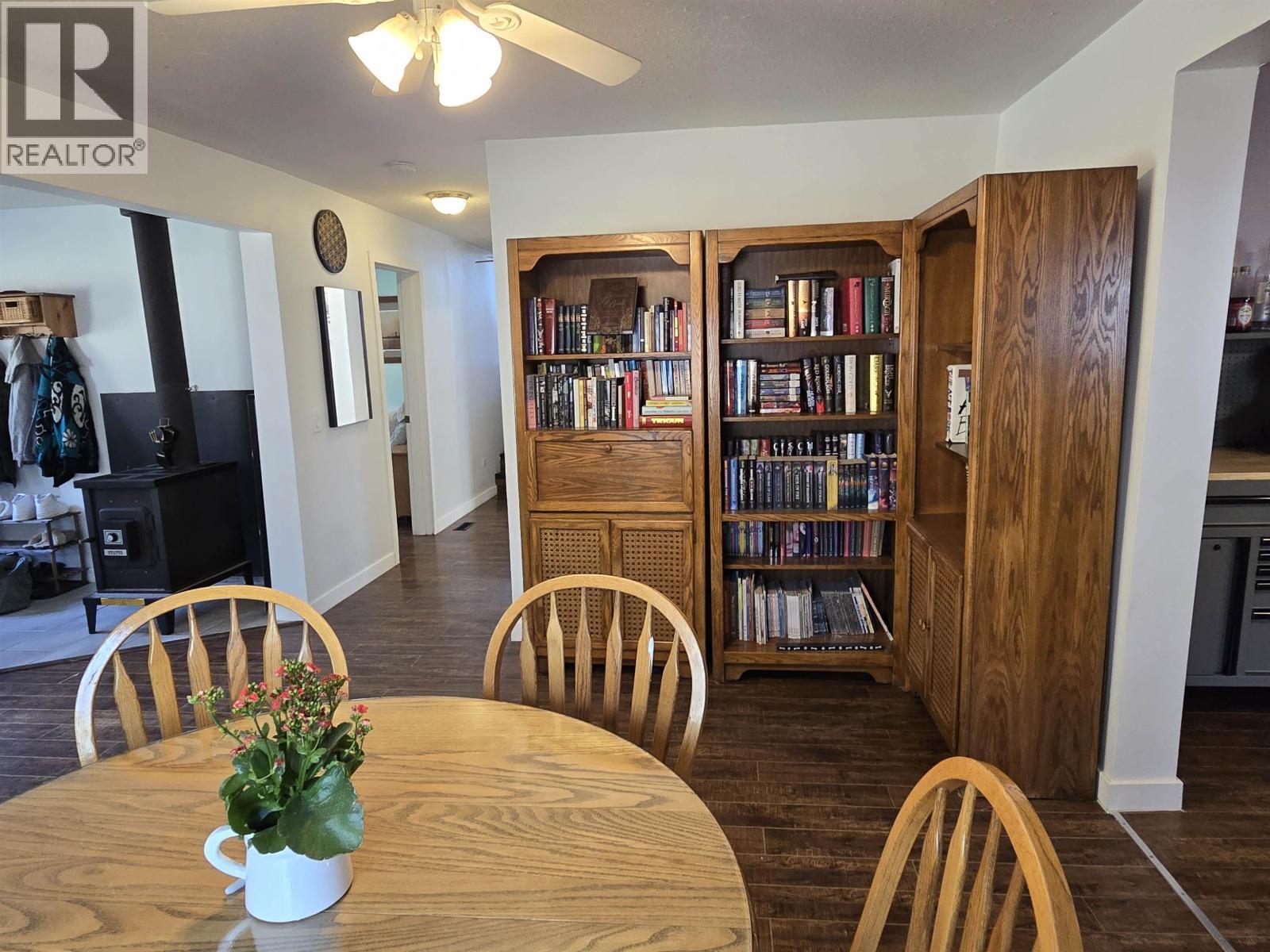 3941 Aird Road, Quesnel, BC - Indoor Photo Showing Dining Room