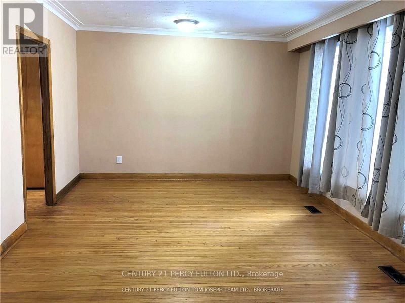 22 Perivale Crescent, Toronto, ON - Indoor Photo Showing Other Room