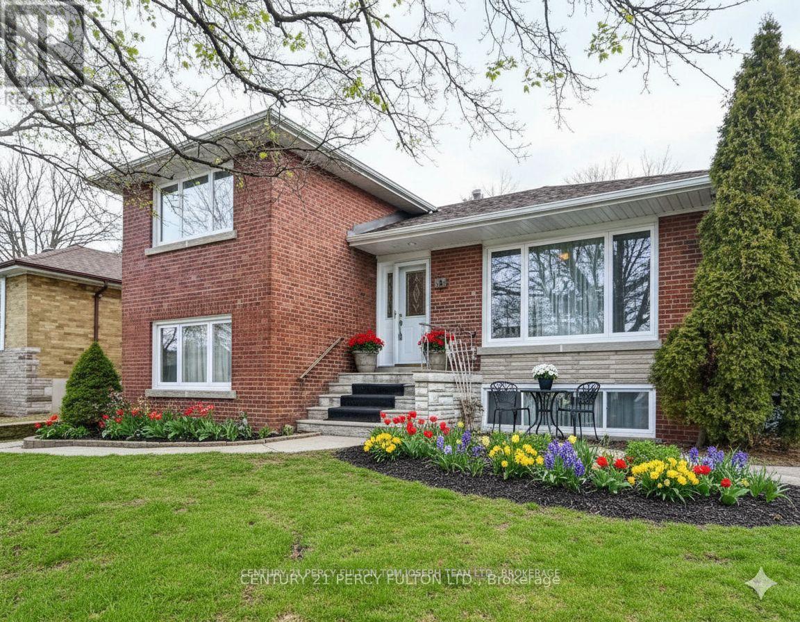 22 Perivale Crescent, Toronto, ON - Outdoor