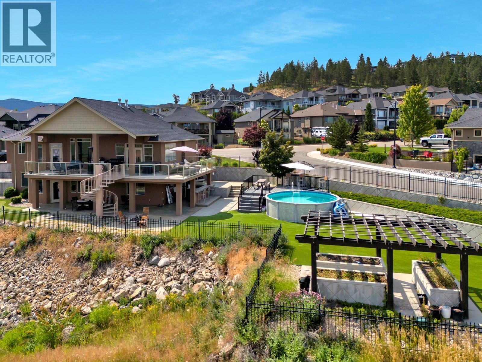 1830 Birkdale Avenue, Kelowna, BC - Outdoor