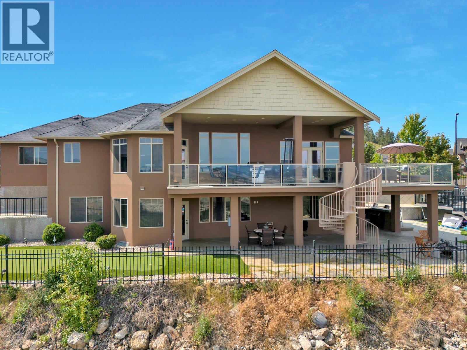 1830 Birkdale Avenue, Kelowna, BC - Outdoor