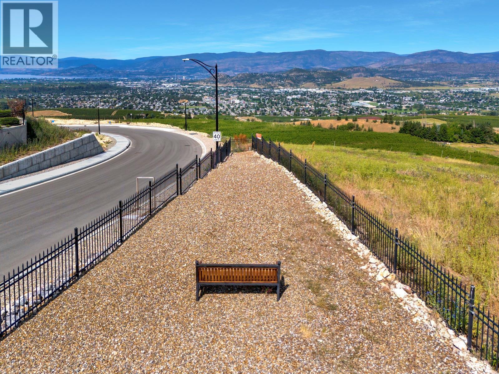 1830 Birkdale Avenue, Kelowna, BC - Outdoor With View
