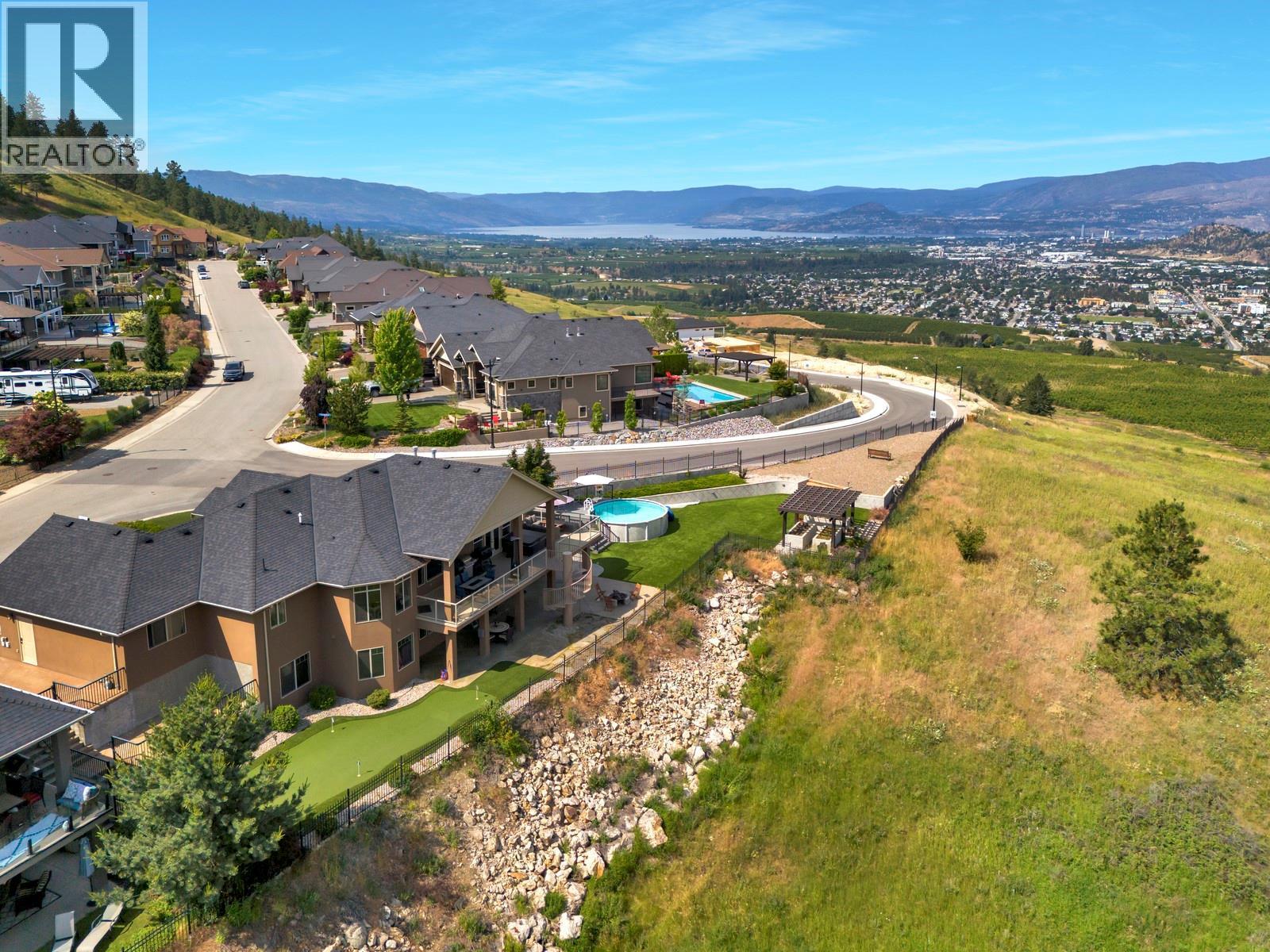 1830 Birkdale Avenue, Kelowna, BC - Outdoor With View