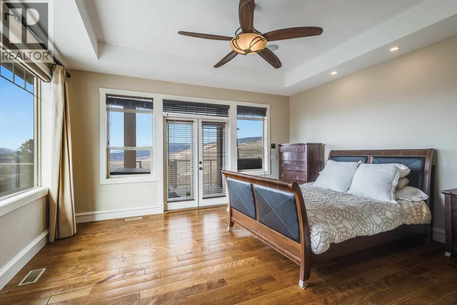 1830 Birkdale Avenue, Kelowna, BC - Indoor Photo Showing Bedroom