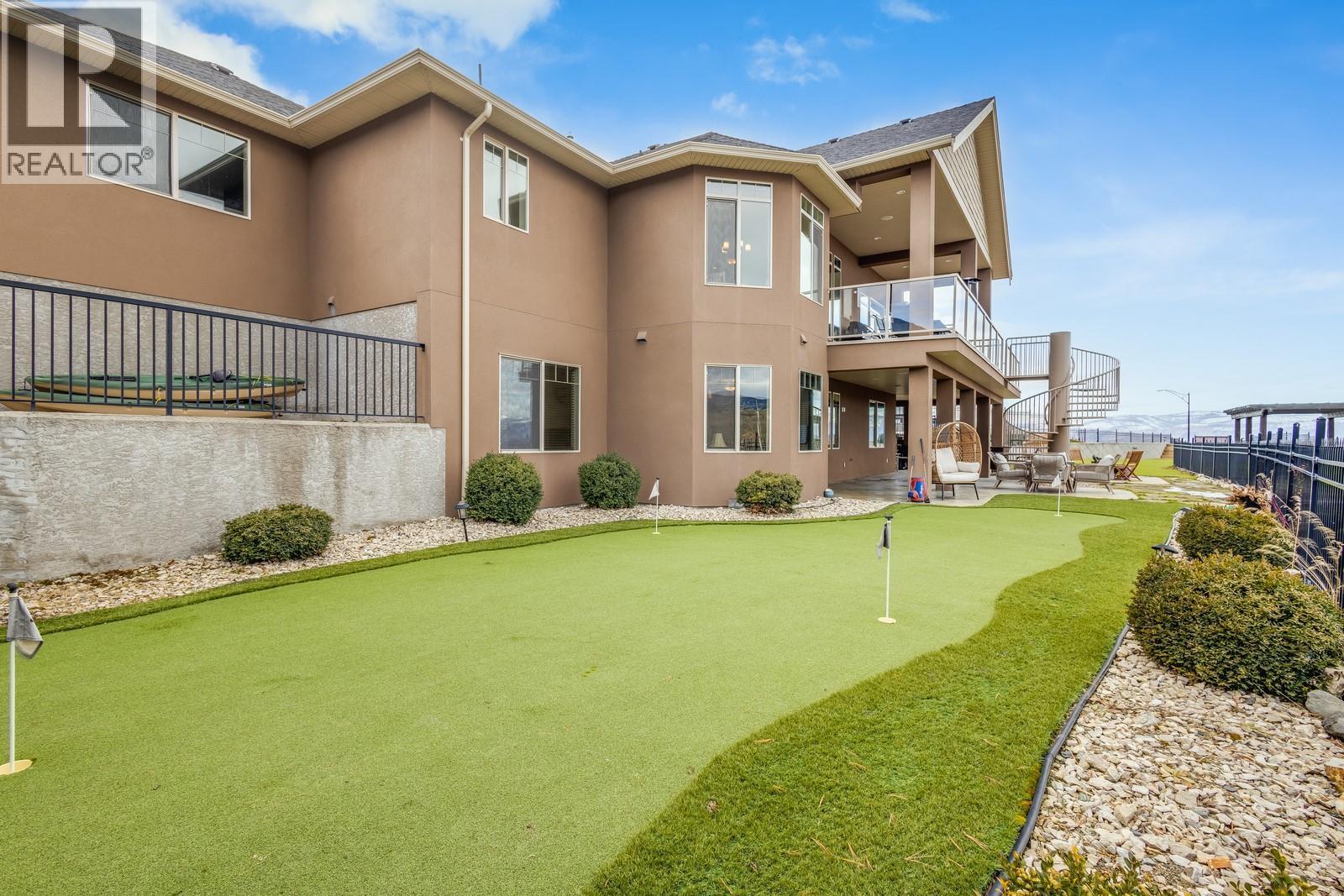 1830 Birkdale Avenue, Kelowna, BC - Outdoor