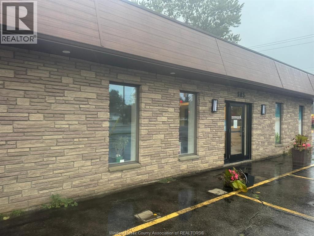 585 St. Clair Street, Chatham, ON