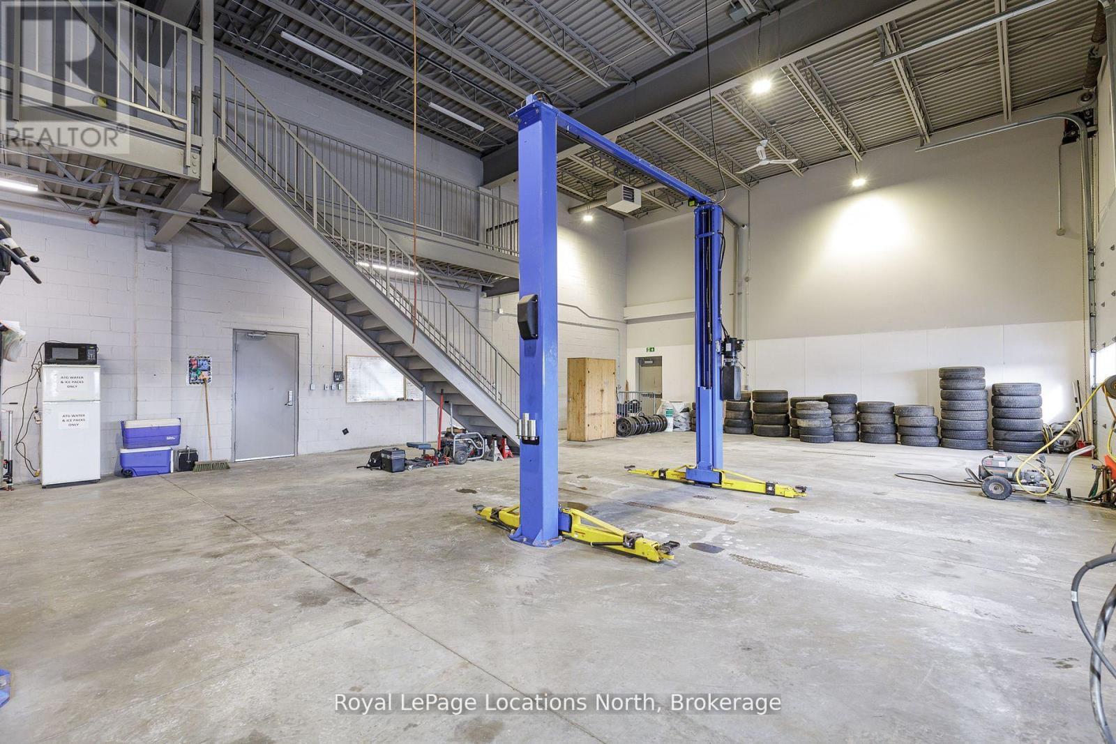 100 - 245 Raglan Street E, Collingwood, ON