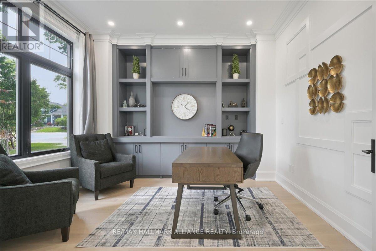 1225 Baldwin Drive, Oakville, ON - Indoor