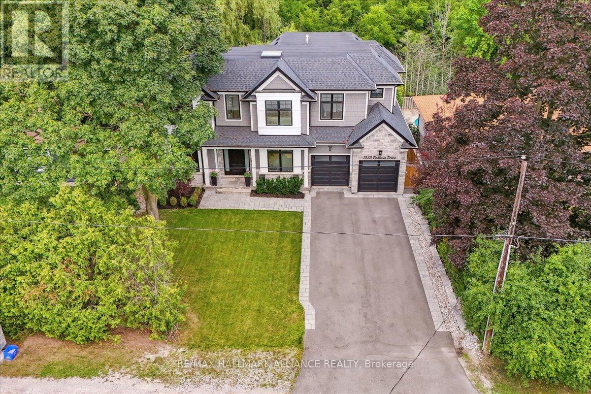 1225 Baldwin Drive, Oakville, ON - Outdoor