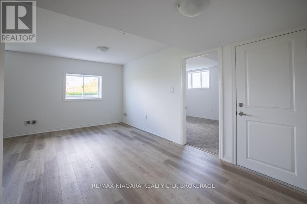 Lower - 158 Hillcrest Road, Port Colborne (Main Street), ON - Indoor Photo Showing Other Room