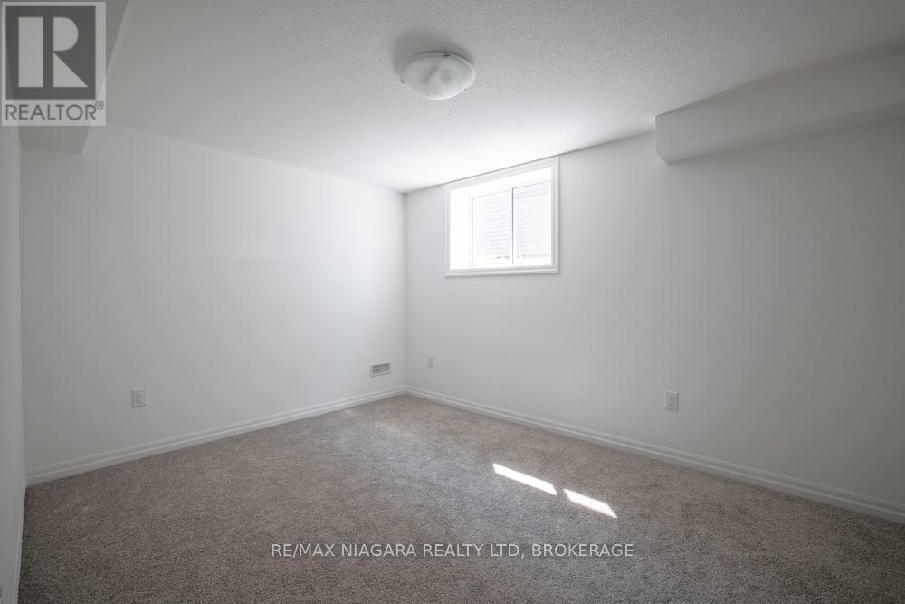 Lower - 158 Hillcrest Road, Port Colborne (Main Street), ON - Indoor Photo Showing Other Room