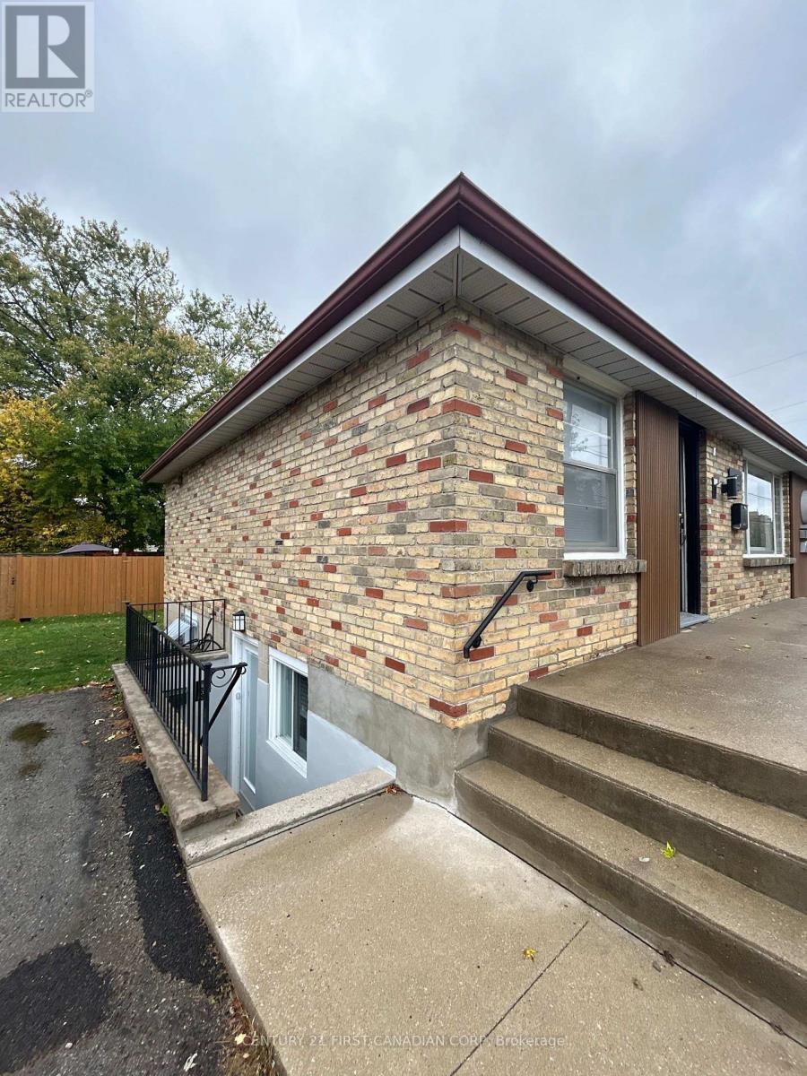 Unit 3 - Lower - 1473 Adelaide Street N, London North (North G), ON