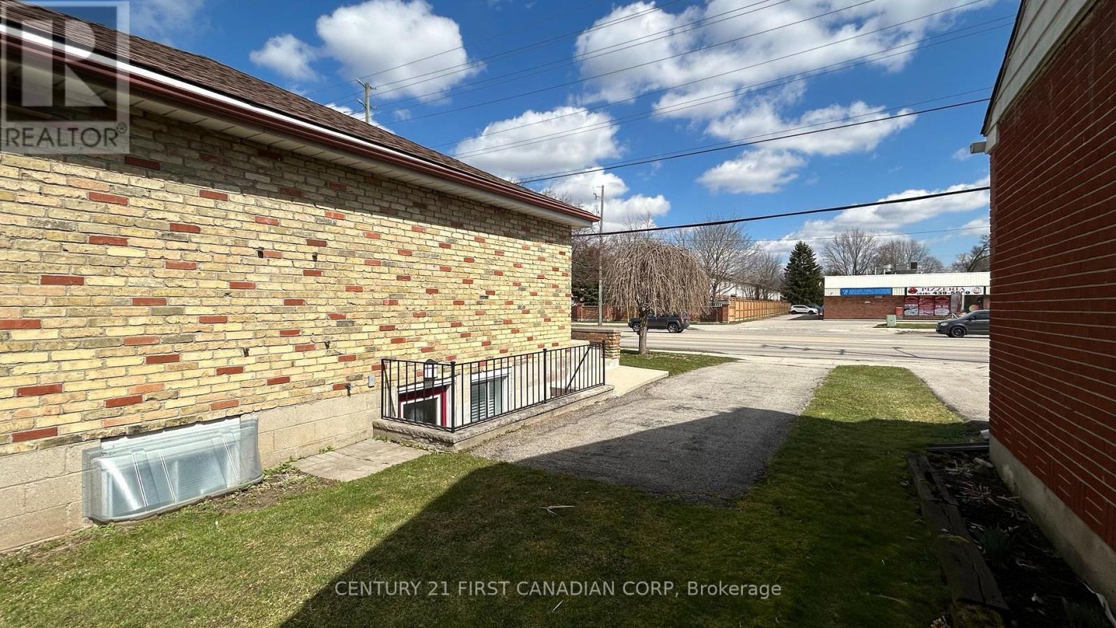 Unit 3 - Lower - 1473 Adelaide Street N, London North (North G), ON