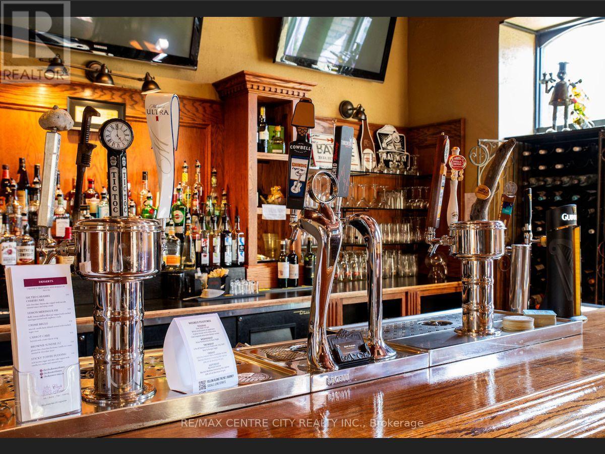 71 Frank Street, Strathroy-Caradoc (Nw), ON