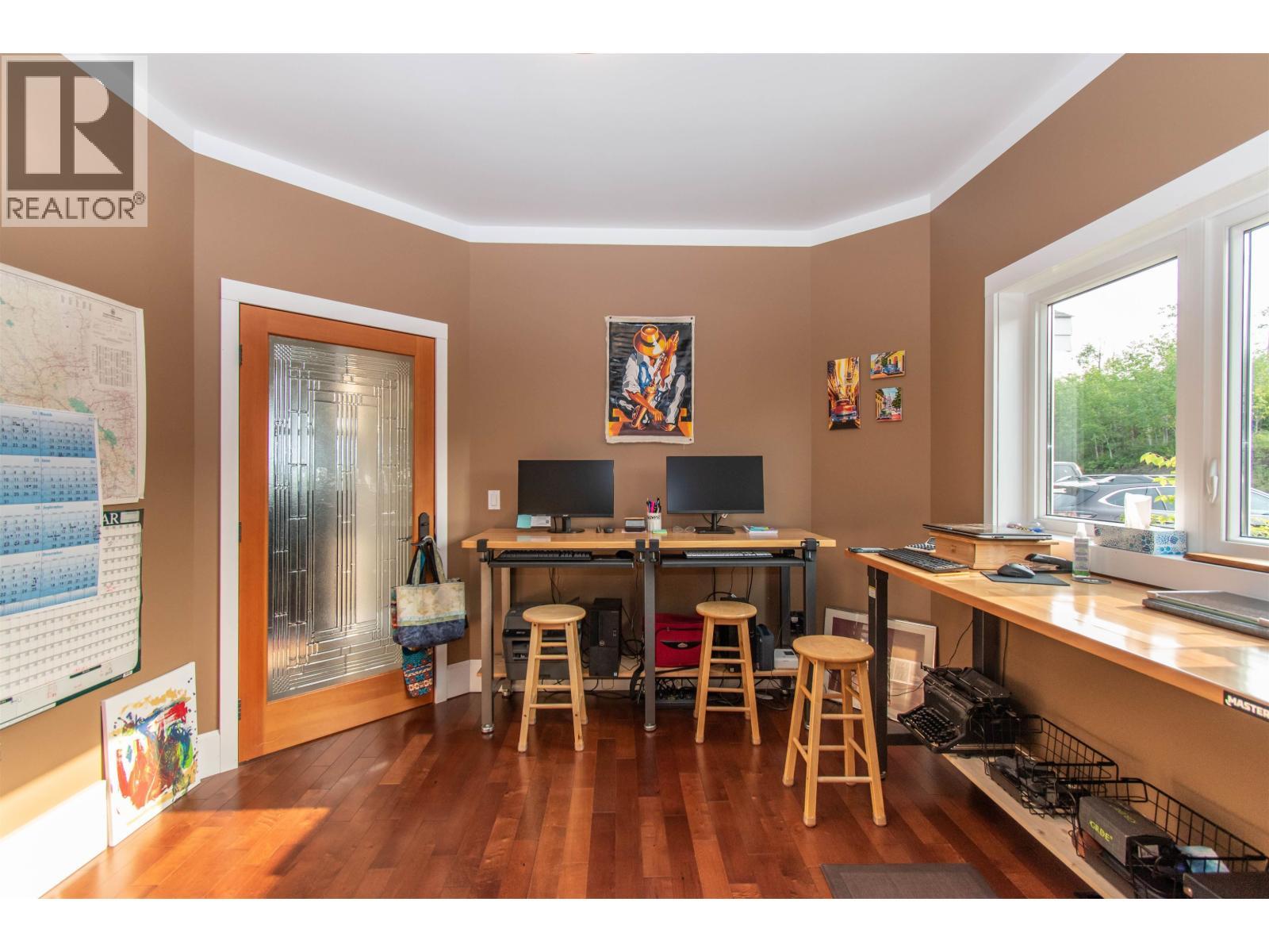 8020 Hislop Road, Telkwa, BC - Indoor