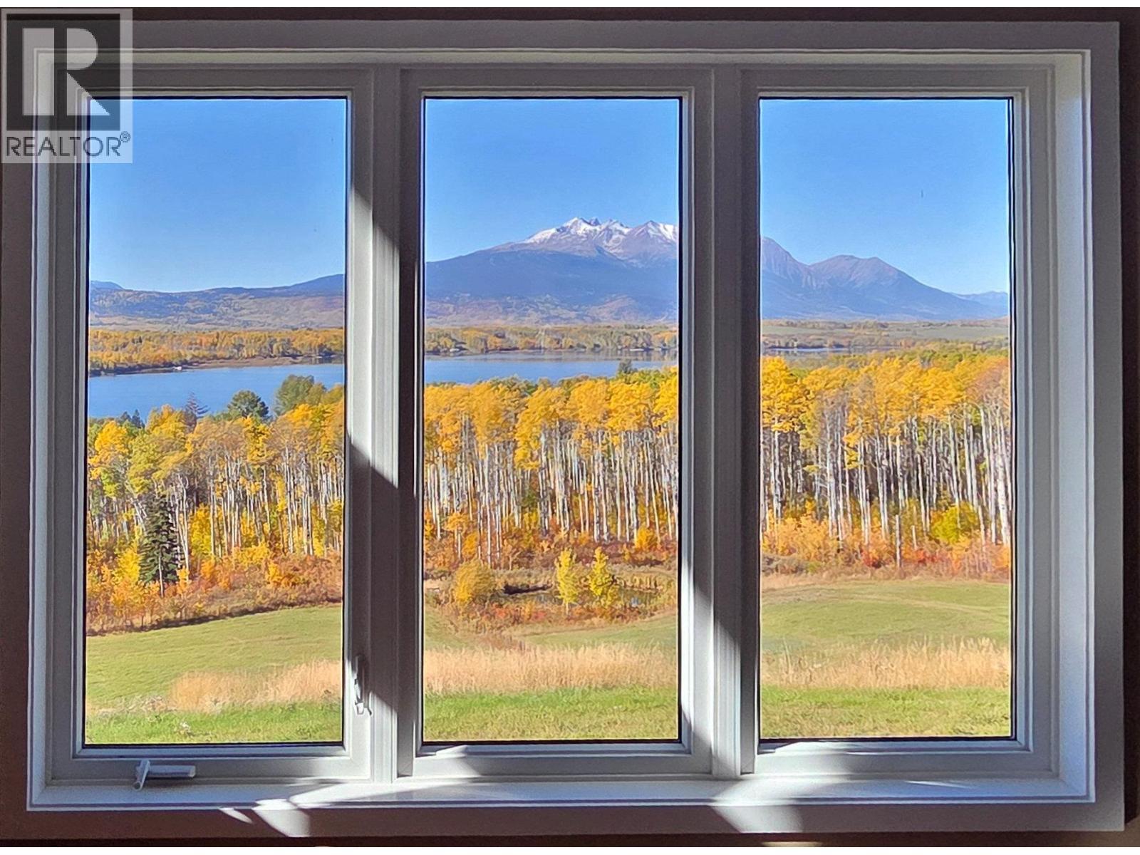 8020 Hislop Road, Telkwa, BC - Indoor Photo Showing Other Room With Body Of Water