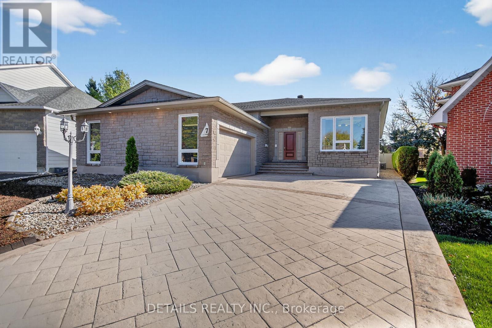 Welcome to 7 Eagle Chase Crt - 7 Eagle Chase Court, Ottawa, ON - Outdoor