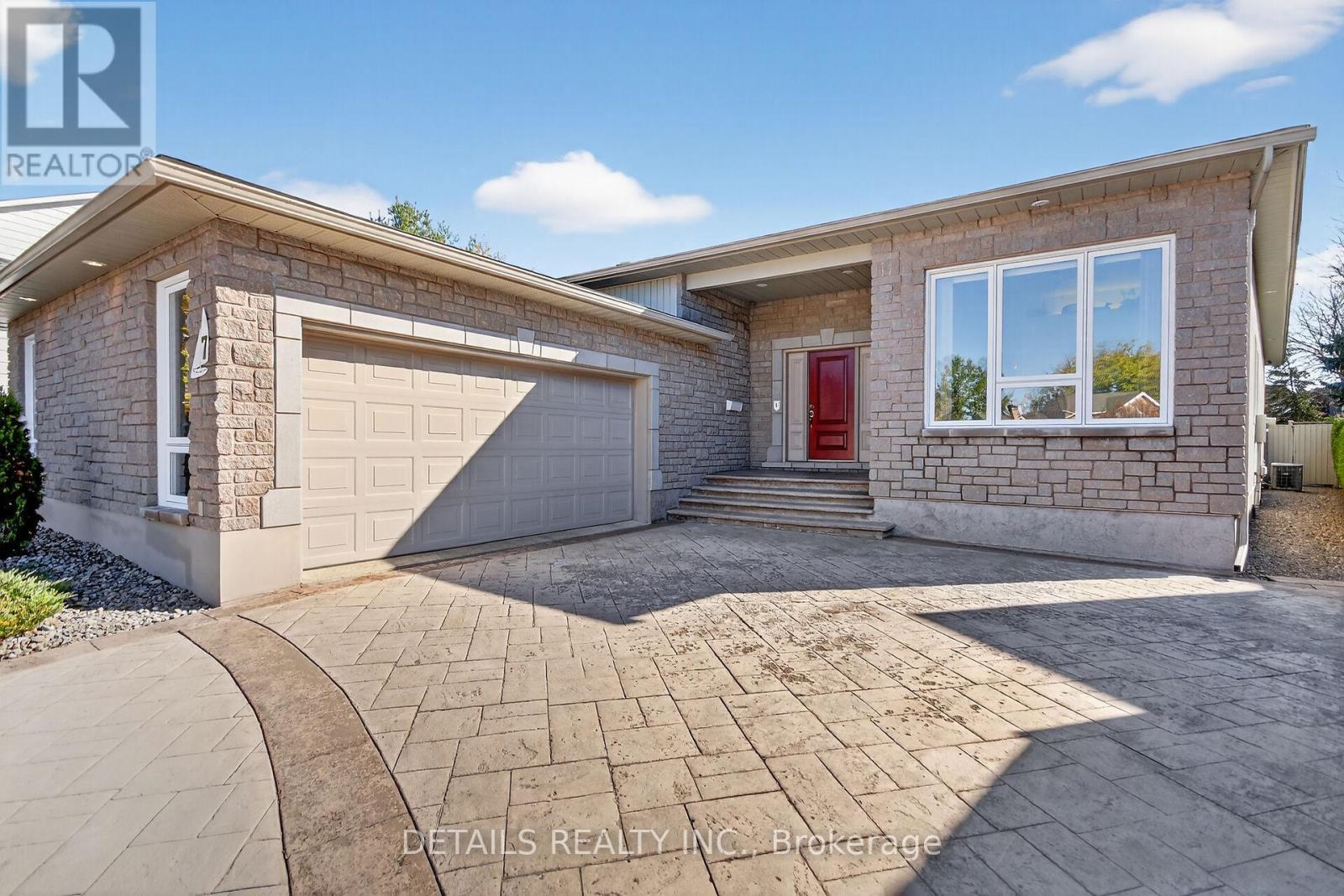 7 Eagle Chase Court, Ottawa, ON - Outdoor