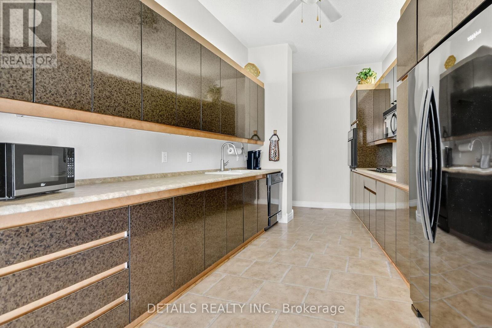 7 Eagle Chase Court, Ottawa, ON - Indoor