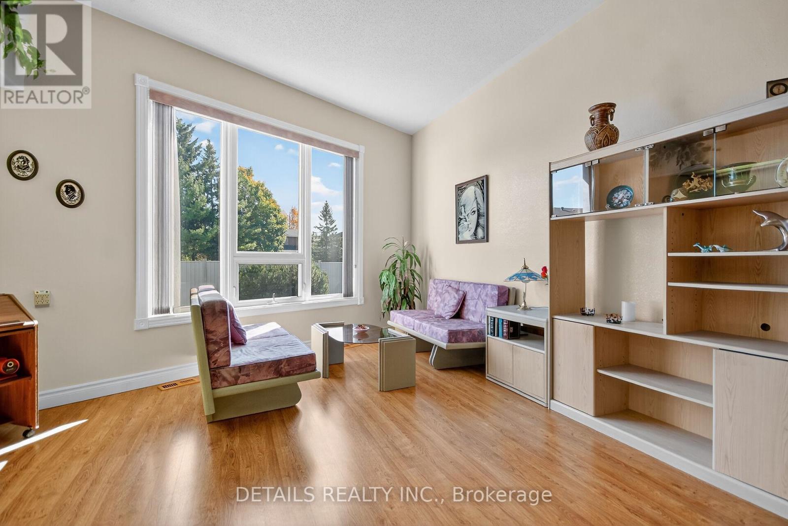 7 Eagle Chase Court, Ottawa, ON - Indoor