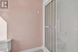 Ensuite with separate shower in the water closet -