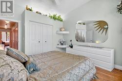 2nd Bedroom with large closet Space -