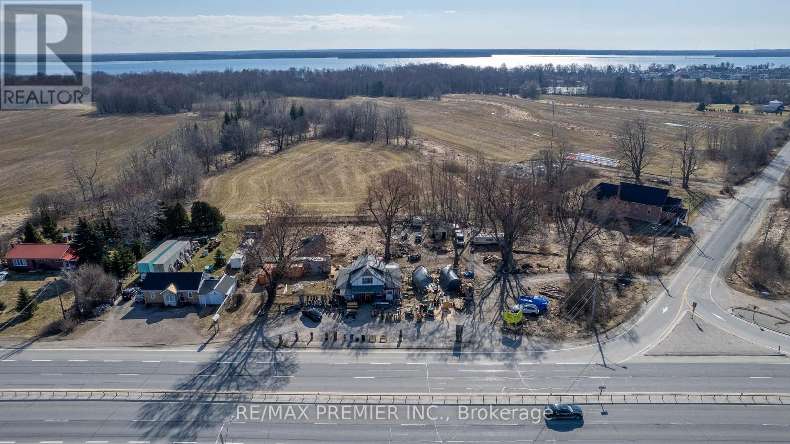 8665 Hwy 11, Severn, ON