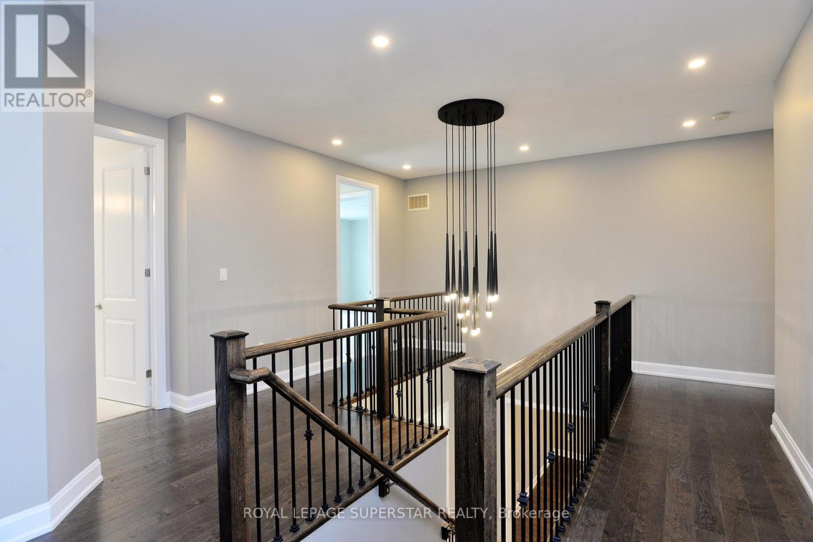 13 Eberhardt Drive, Wasaga Beach, ON - Indoor Photo Showing Other Room