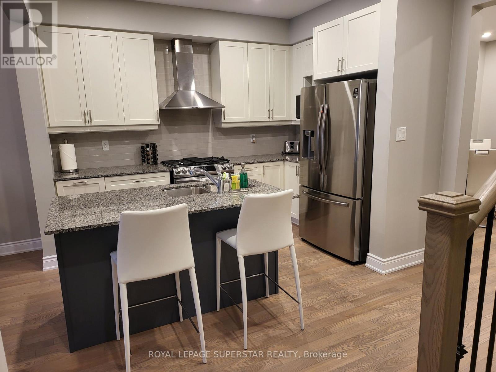 13 Eberhardt Drive, Wasaga Beach, ON - Indoor Photo Showing Kitchen