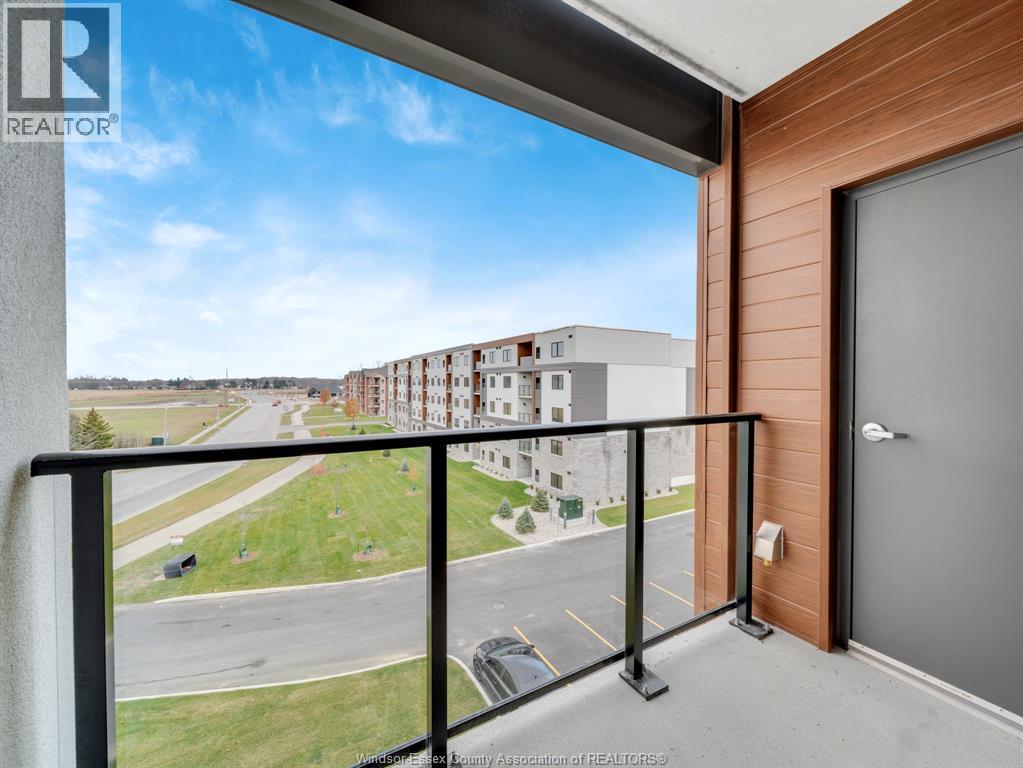 2550 Sandwich West Parkway Unit# 416, Lasalle, ON - Outdoor With Balcony With Exterior