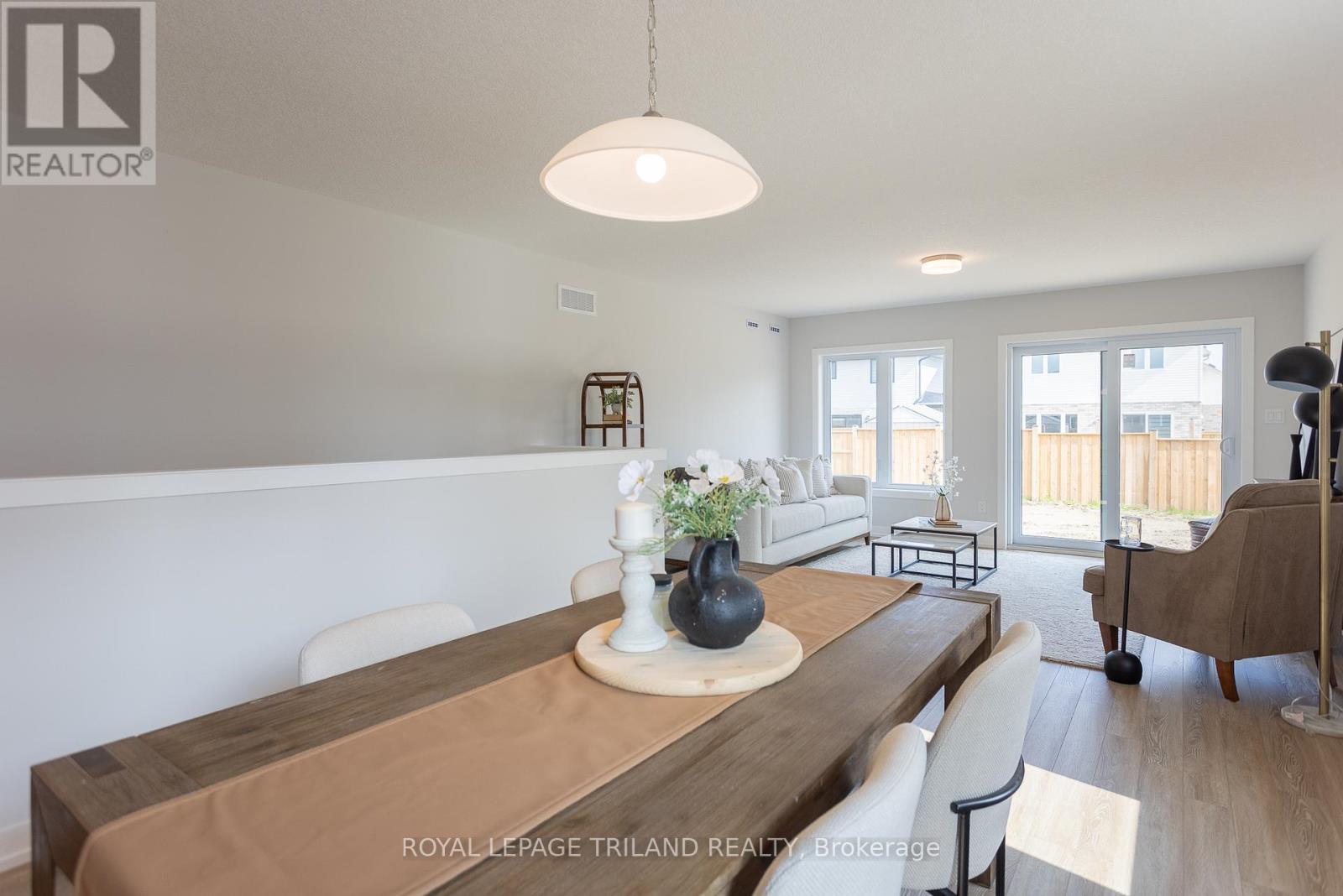 144 Styles Drive, St. Thomas, ON - Indoor Photo Showing Dining Room