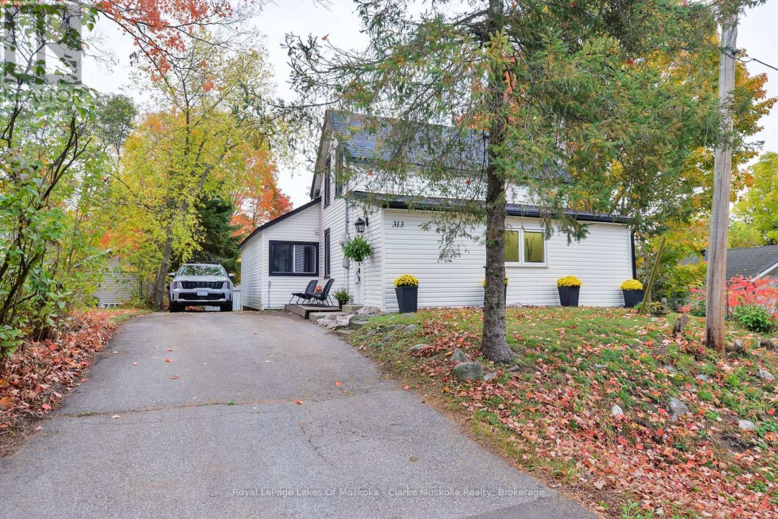 313 Ouida Street, Tay (Waubaushene), ON - Outdoor