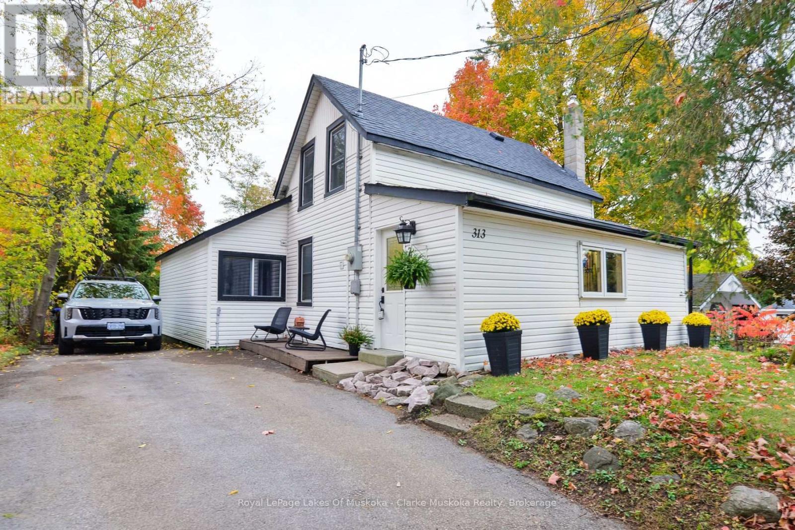 313 Ouida Street, Tay (Waubaushene), ON - Outdoor