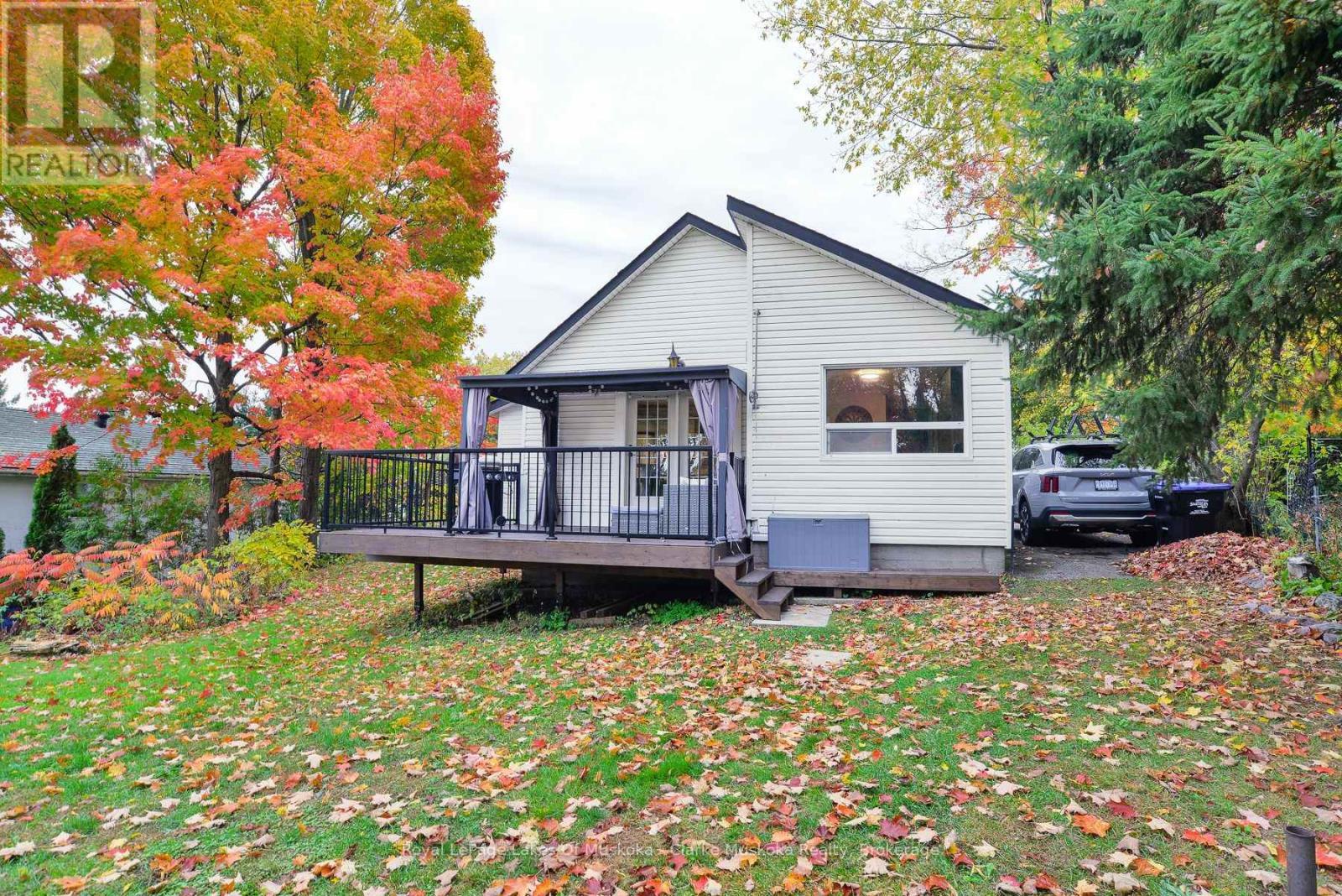 313 Ouida Street, Tay (Waubaushene), ON - Outdoor With Deck Patio Veranda