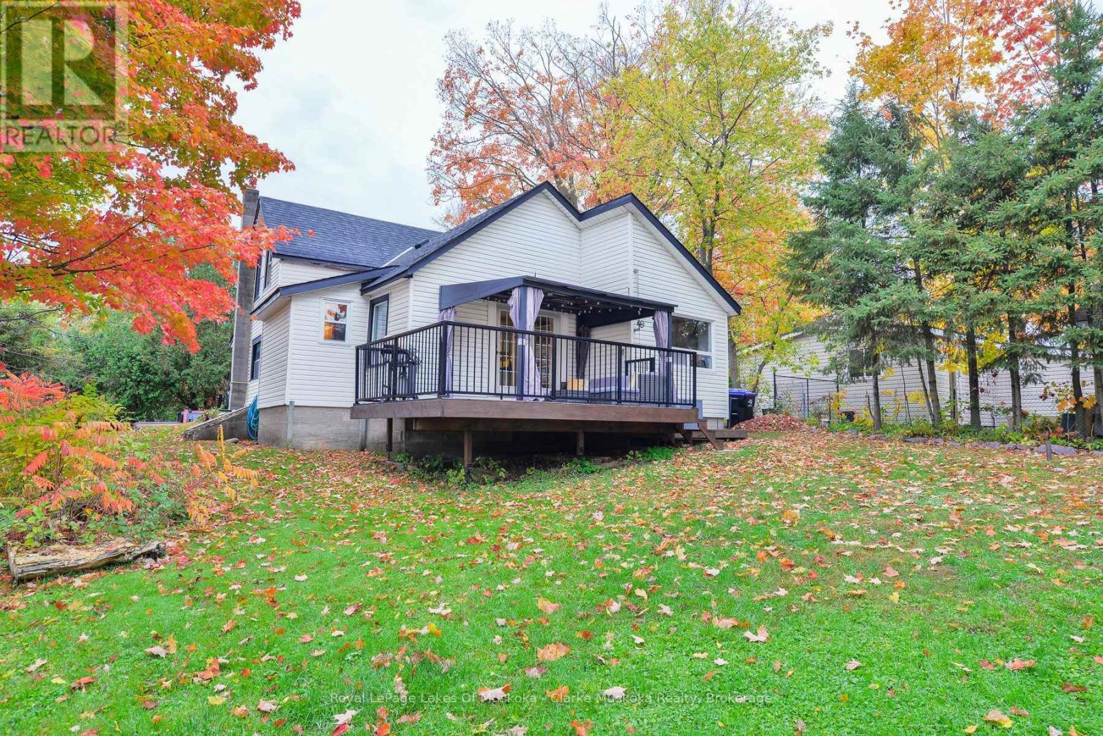 313 Ouida Street, Tay (Waubaushene), ON - Outdoor With Deck Patio Veranda