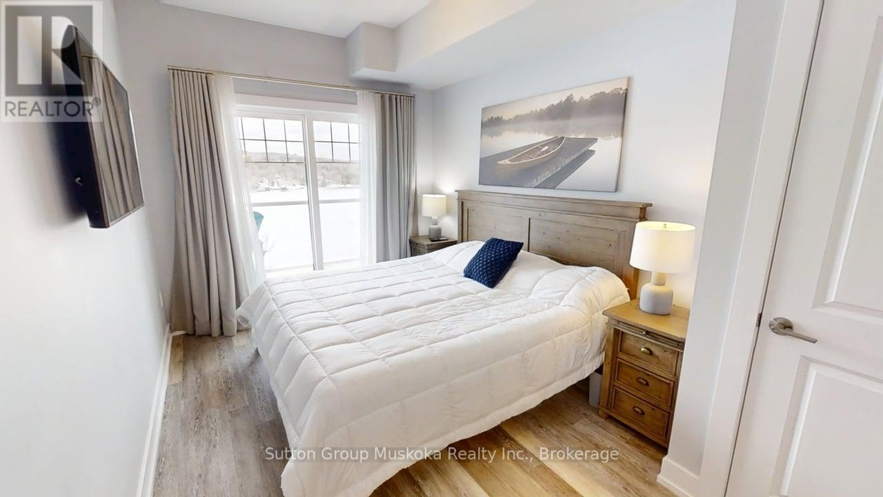 423 - 25 Pen Lake Point Road, Huntsville (Chaffey), ON - Indoor Photo Showing Bedroom