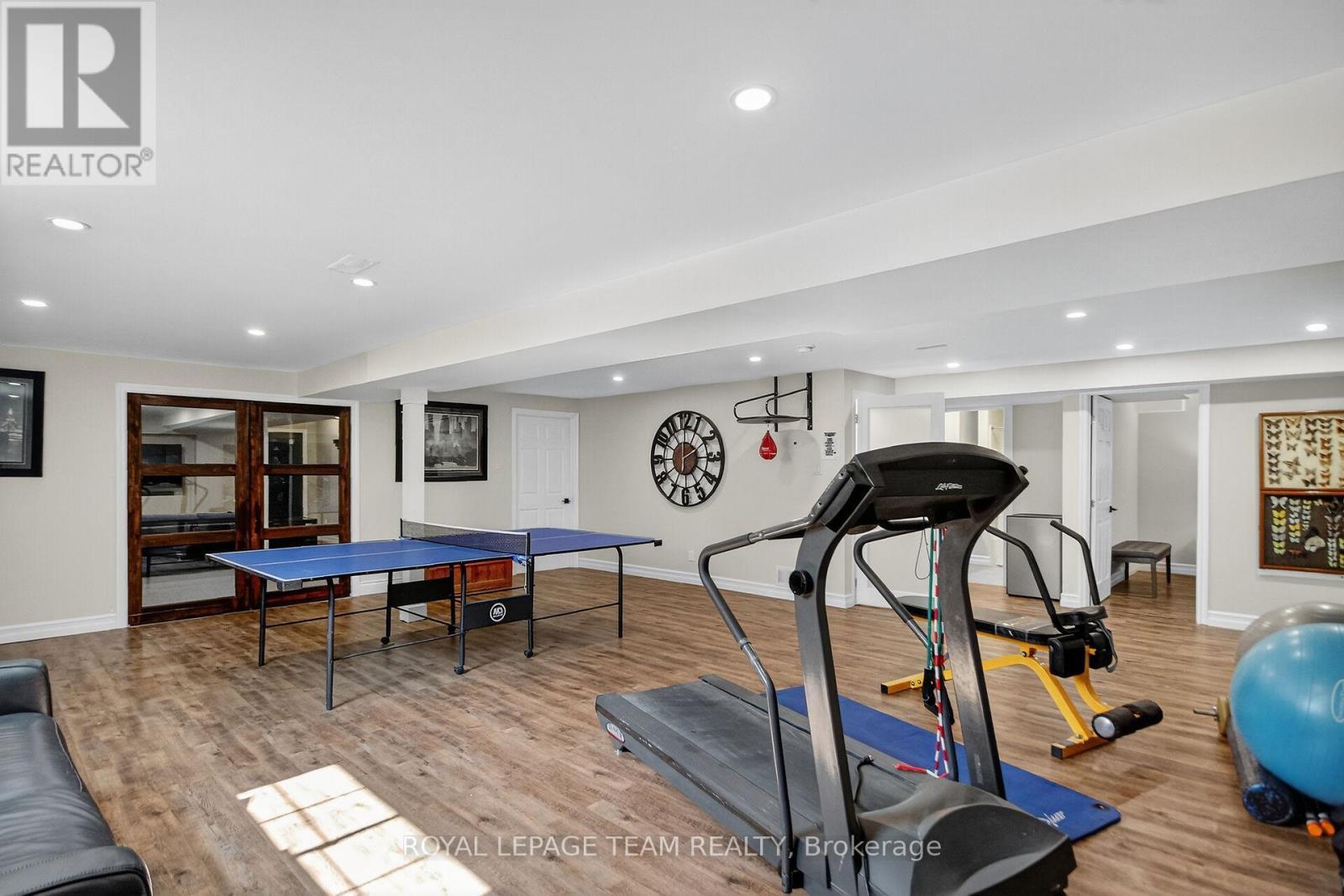 128 Chenoa Way, Ottawa, ON - Indoor Photo Showing Gym Room